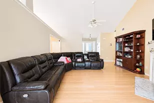 3760 Sugarbrook Dr, Lawrenceville, GA 30044 - Photo 4