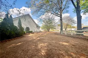 3760 Sugarbrook Dr, Lawrenceville, GA 30044 - Photo 6