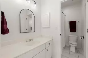 4580 Windsor Gate Ct, Atlanta, GA 30342 - Photo 48