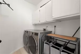 4580 Windsor Gate Ct, Atlanta, GA 30342 - Photo 30