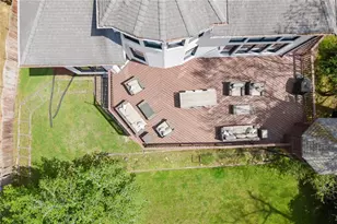 4580 Windsor Gate Ct, Atlanta, GA 30342 - Photo 8