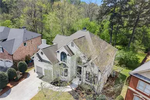 4580 Windsor Gate Ct, Atlanta, GA 30342 - Photo 6