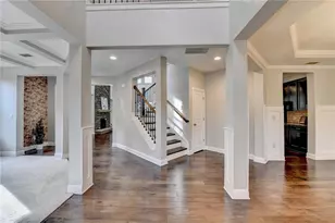 2540 Maple Ridge Ln, Cumming, GA 30041 - Photo 4