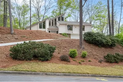 740 Rio Grande Drive, Johns Creek, GA 30022 - Photo 4