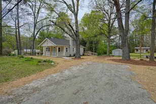 430 Wayside Ln, Dallas, GA 30132 - Photo 2