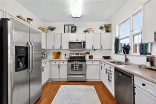 4638 Beacon Ridge Ln, Flowery Branch, GA 30542 - Photo 14