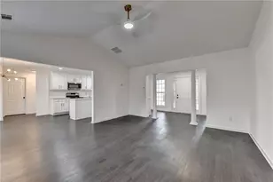 1703 Bismarck Cir, Winder, GA 30680 - Photo 12