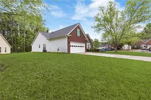 348 Haverford Mill Ct, Lilburn, GA 30047 - Photo 2