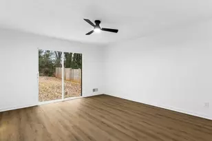 5419 Fieldgreen Dr, Stone Mountain, GA 30088 - Photo 10