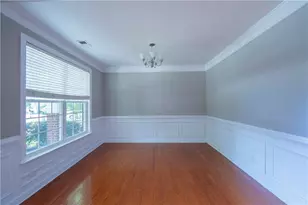 4945 Weathervane Dr, Johns Creek, GA 30022 - Photo 4