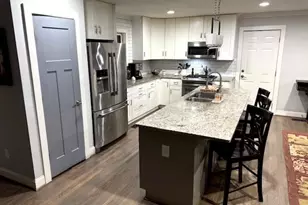 2424 Melinda Ct NE, Atlanta, GA 30345 - Photo 8