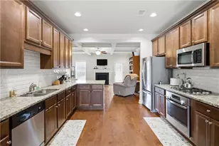 2693 Madison Mae Ln, Grayson, GA 30017 - Photo 10