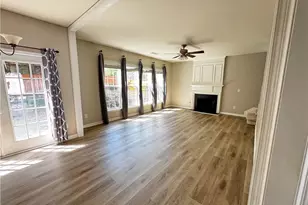 2530 Vistoria Dr, Cumming, GA 30041 - Photo 4