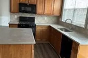 520 Hammersmith Dr, Suwanee, GA 30024 - Photo 2