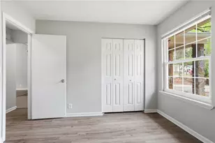 44 Burnham Cir, Jonesboro, GA 30238 - Photo 10