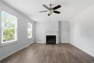 134 Mayflower Cir, Cartersville, GA 30120 - Photo 2