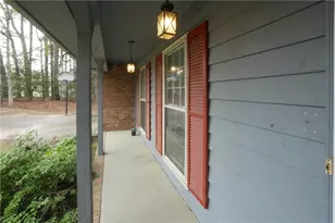 1802 Driftwood Pl, Snellville, GA 30078 - Photo 2