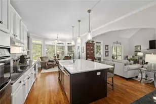 763 Oak Shire Ct, Gainesville, GA 30501 - Photo 8