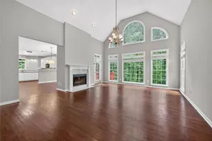 4320 Waterford Dr, Suwanee, GA 30024 - Photo 6