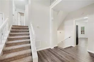 90 Montrose Ln, Sharpsburg, GA 30277 - Photo 12