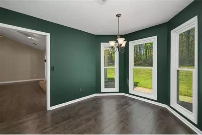 113 Colonial Ct, Lagrange, GA 30240 - Photo 12