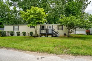 5525 Mount Shores Circle, Gainesville, GA 30506 - Photo 2