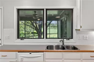 2503 Bear Creek Rd, Statham, GA 30666 - Photo 12