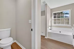 3621 Hutchinson Trace Dr, Cumming, GA 30040 - Photo 10