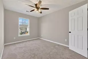 3621 Hutchinson Trace Dr, Cumming, GA 30040 - Photo 14