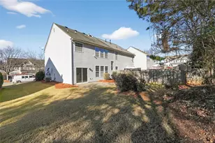 3621 Hutchinson Trace Dr, Cumming, GA 30040 - Photo 14