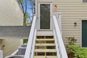 307 Glenleaf Dr, Peachtree Corners, GA 30092 - Photo 2