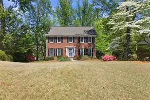 4436 Ivywood Dr, Marietta, GA 30062 - Photo 2