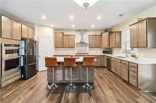 4819 Sierra Creek Dr, Hoschton, GA 30548 - Photo 6