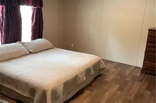 54 Holly Dr, Carrollton, GA 30116 - Photo 32