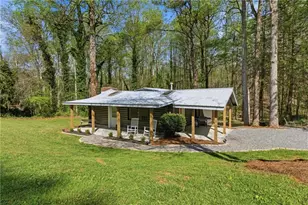 181 Pinecone Ln, Canton, GA 30114 - Photo 2