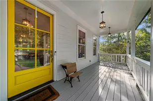 5046 Mckinzey Ln, Flowery Branch, GA 30542 - Photo 10