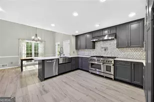 35 Palmer Pl, Sharpsburg, GA 30277 - Photo 12