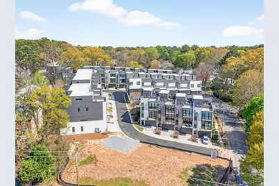 428 Cedar Dust Drive, Decatur, GA 30030 - Photo 2