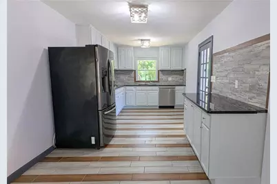 651 Lyle Drive SE, Marietta, GA 30067 - Photo 16