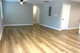 566 Rockwell St SW, Atlanta, GA 30310 - Photo 6