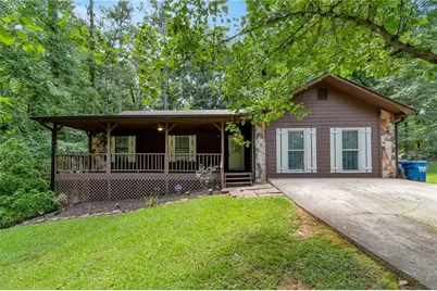 4097 Stacy Lane, Snellville, GA 30039 - Photo 1