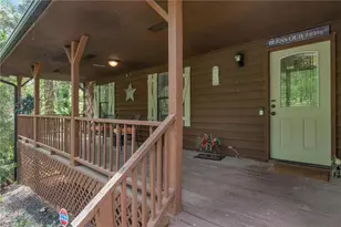 4097 Stacy Ln, Snellville, GA 30039 - Photo 4