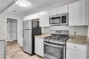 5796 Bobbin Ln, Lithonia, GA 30058 - Photo 6