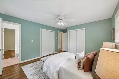 2030 Woodbine Terrace NE, Atlanta, GA 30329 - Photo 18