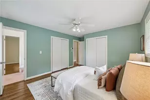 2030 Woodbine Terrace NE, Atlanta, GA 30329 - Photo 18