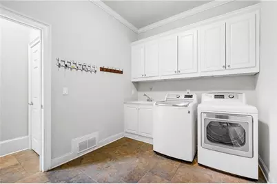 8960 Merion Dr, Duluth, GA 30097 - Photo 58
