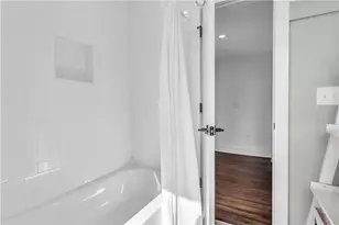 88 Peachtree Memorial Dr NW, Atlanta, GA 30309 - Photo 20