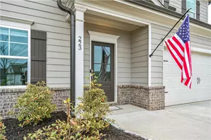 223 Timber Rdg, Dawsonville, GA 30534 - Photo 2