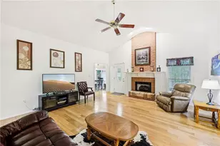 318 Dogwood Trce, McDonough, GA 30252 - Photo 6