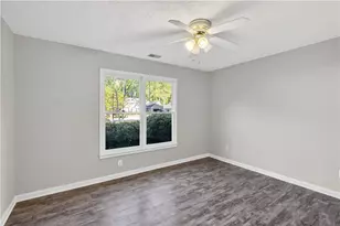 233 Ivy Creek Dr, Loganville, GA 30052 - Photo 18